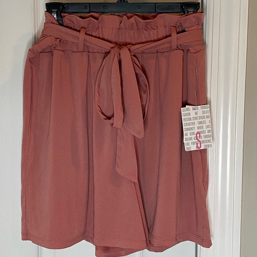 LuLaRoe Ella shorts